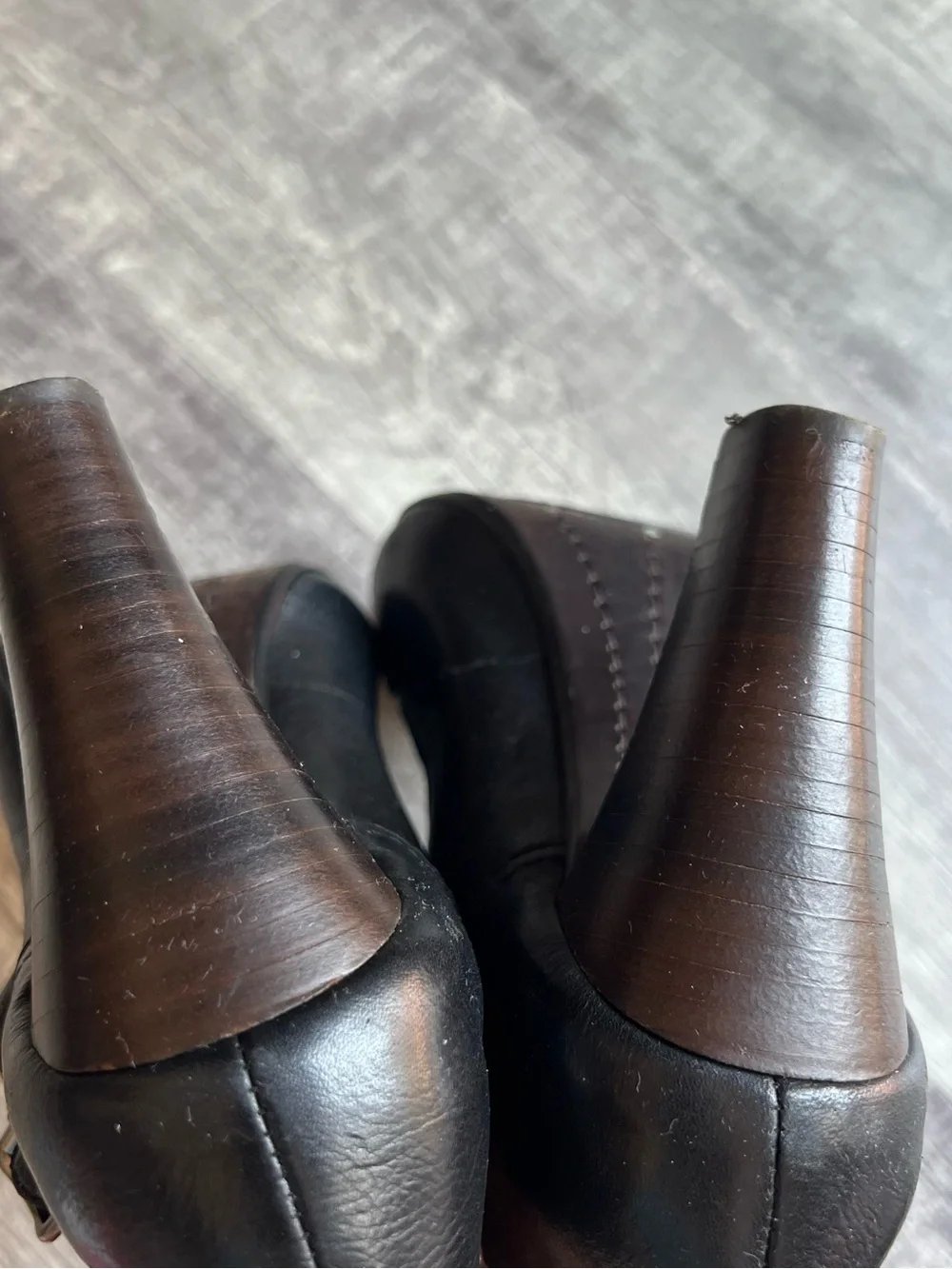 FRYE Betty T Strap Leather Block Heels Women’s Sz 8 M Black